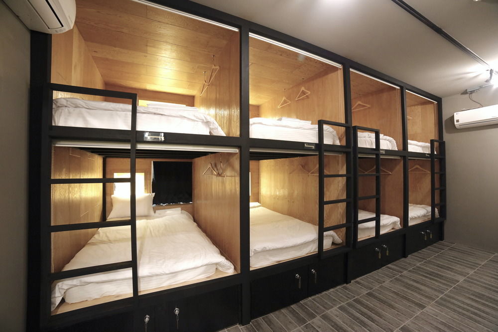 The Bay Guesthouse - Hostel Busan Exterior photo